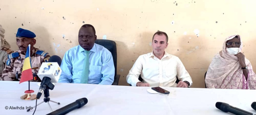 Tchad : un représentant de Campus France rencontre les bacheliers à Faya