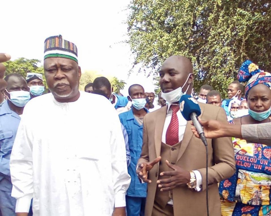 Tchad : le PNLP pulvérise les ménages du 9e arrondissement de N'Djamena Tchad : le PNLP pulvérise les ménages du 9e arrondissement de N'Djamena