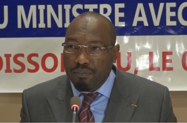 Tchad : le ministère de la Fonction publique réautorise les formations à titre de régularisation Tchad : le ministère de la Fonction publique réautorise les formations à titre de régularisation
