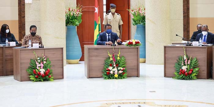 Togo : cinq avant-projets de loi et trois communications au menu du Conseil des ministres Togo : cinq avant-projets de loi et trois communications au menu du Conseil des ministres