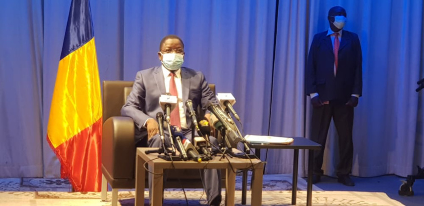 رئيس الوزراء يتعهد بعقوبات مشددة على أخطاء قوات الأمن رئيس الوزراء يتعهد بعقوبات مشددة على أخطاء قوات الأمن