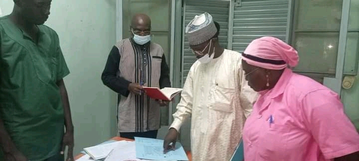 Tchad : descente inopinée du SG du ministère de la Santé dans des hôpitaux Tchad : descente inopinée du SG du ministère de la Santé dans des hôpitaux