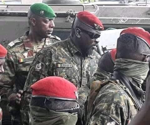 Guinée : le chef de la junte interdit les manifestations de soutien Guinée : le chef de la junte interdit les manifestations de soutien