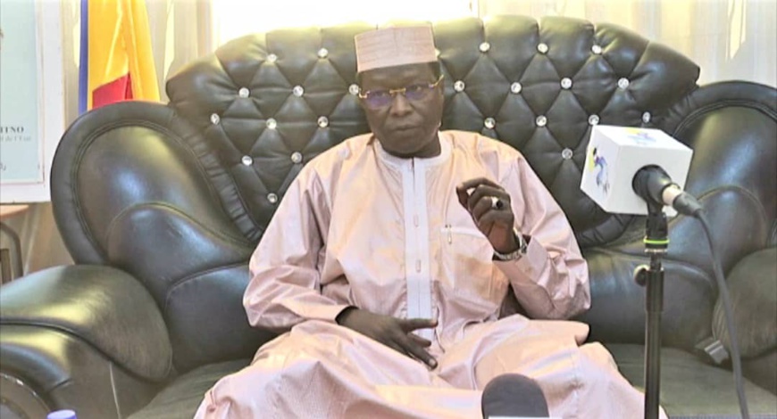 Tchad : le gouverneur du Borkou exhorte au changement de mentalité pour le développement Tchad : le gouverneur du Borkou exhorte au changement de mentalité pour le développement