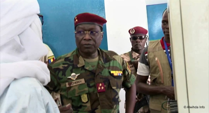 Tchad : le gouverneur du Borkou inspecte les structures publiques de Faya Tchad : le gouverneur du Borkou inspecte les structures publiques de Faya