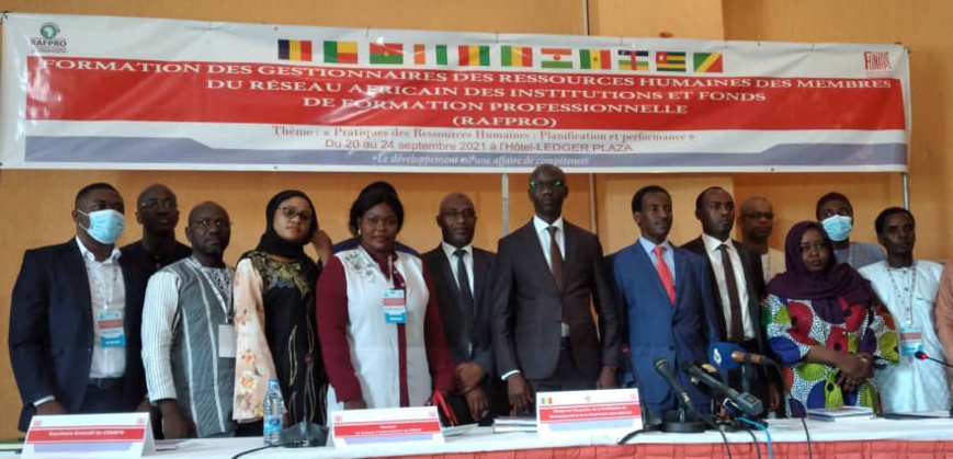 Tchad : des ressources humaines formées pour renforcer la compétitivité de l’économie Tchad : des ressources humaines formées pour renforcer la compétitivité de l’économie