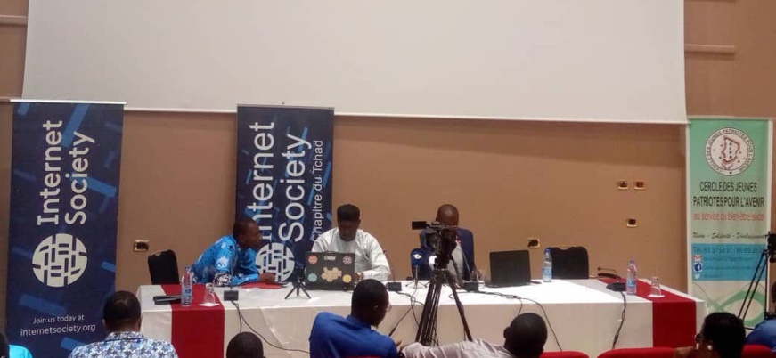 Tchad : le CJPA et Internet Society forment les jeunes sur les enjeux des réseaux sociaux Tchad : le CJPA et Internet Society forment les jeunes sur les enjeux des réseaux sociaux