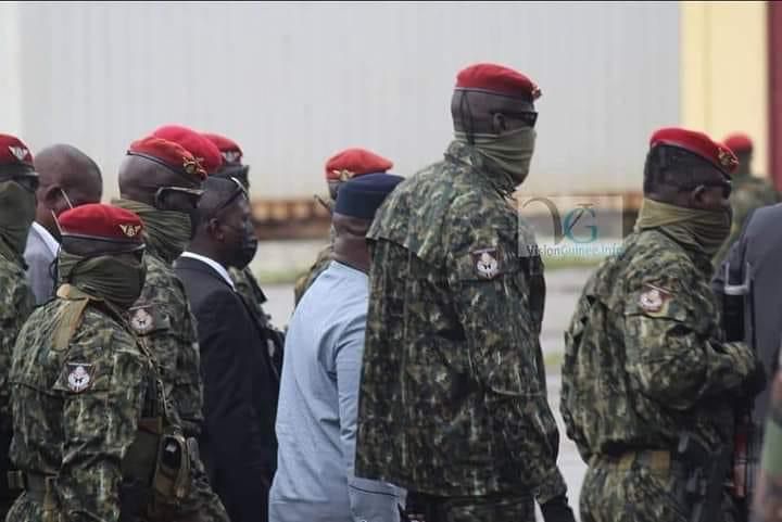 Guinée : une quarantaine de généraux mis à la retraite d’office
