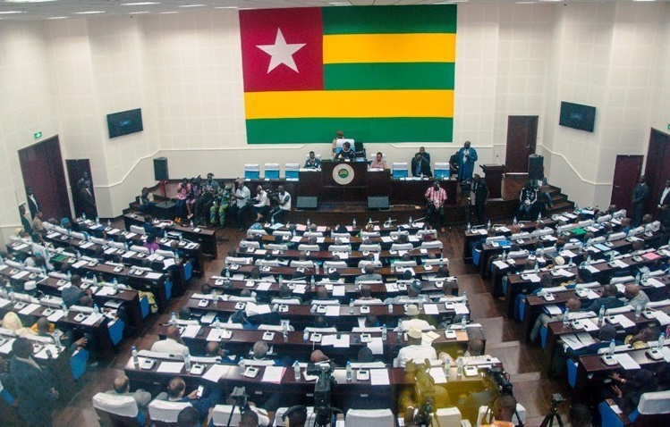 Togo : le Parlement adopte la loi instituant l’Assurance maladie universelle