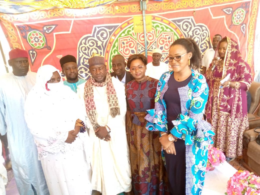 Tchad : ONU Femme décore le sultan de Gaouï en tant qu'homme engagé "He for she" Tchad : ONU Femme décore le sultan de Gaouï en tant qu'homme engagé "He for she"