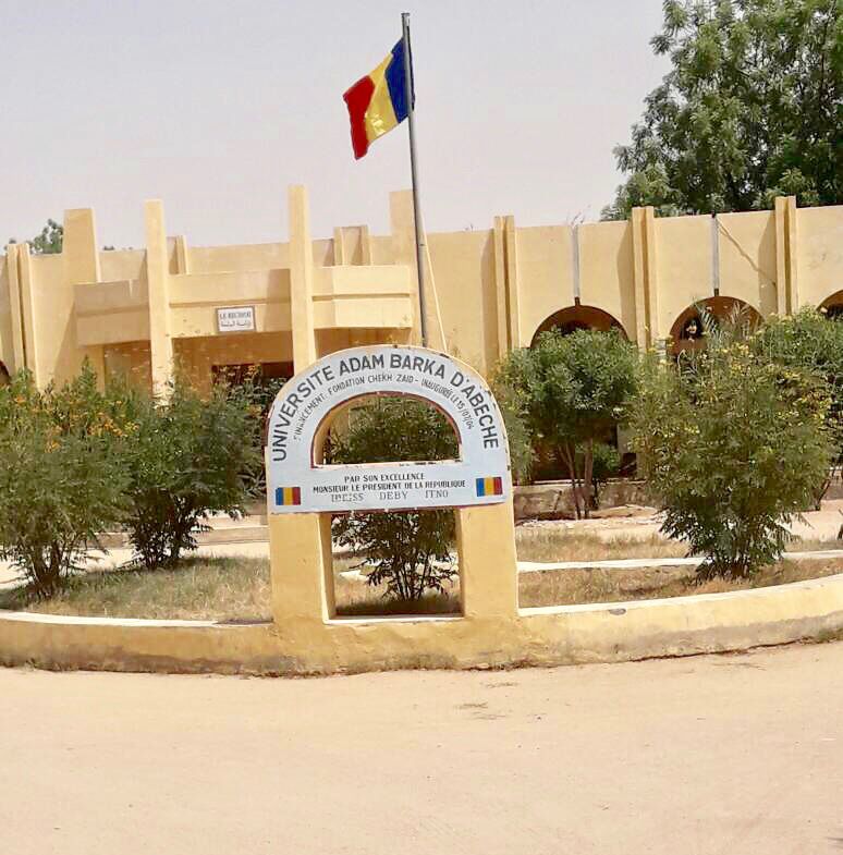 Tchad : un enseignant-chercheur et un agent suspendus à l’Université d’Abéché Tchad : un enseignant-chercheur et un agent suspendus à l’Université d’Abéché