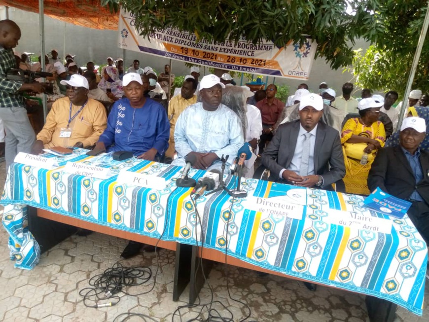 Tchad : l'ONAPE sensibilise les diplômés sans emploi sur un programme d'appui Tchad : l'ONAPE sensibilise les diplômés sans emploi sur un programme d'appui