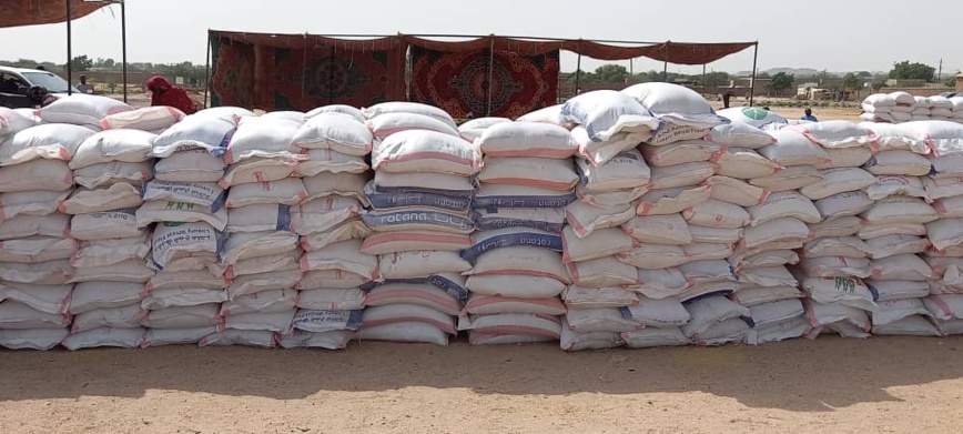 Tchad : les vulnérables d'Abéché reçoivent l'aumône du sultanat du Ouaddaï Tchad : les vulnérables d'Abéché reçoivent l'aumône du sultanat du Ouaddaï