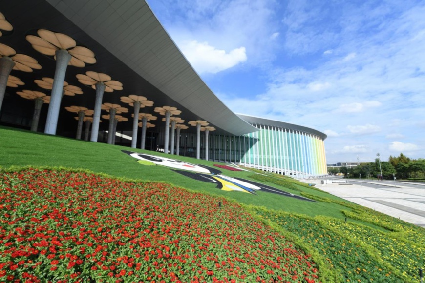 Photo taken on Oct. 18, 2021 shows the National Exhibition and Convention Center (Shanghai), main venue for the fourth China International Import Expo (CIIE). (Photo by Ji Haixin/People’s Daily Online)