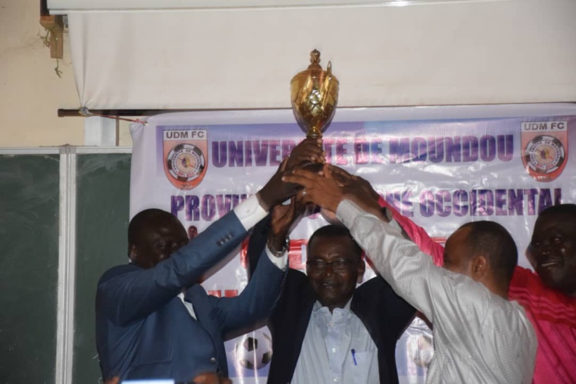 Tchad : l’équipe de foot de l’Université de Moundou, championne de la ligue provinciale. © Golmem Ali/Alwihda Info