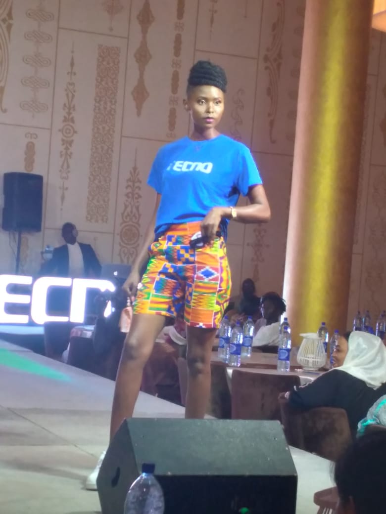 Tchad : un défilé de mode pour la 9e édition de "Top Modele Fashion Créateur" Tchad : un défilé de mode pour la 9e édition de "Top Modele Fashion Créateur"
