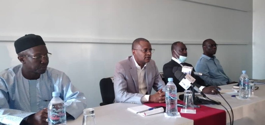 Tchad : le ministère des Finances veut permettre le paiement de l'impôt par téléphone. © Malick Mahamat/Alwihda Info Tchad : le ministère des Finances veut permettre le paiement de l'impôt par téléphone. © Malick Mahamat/Alwihda Info