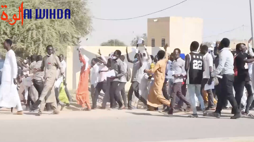 Tchad : manifestation estudiantine à Abéché, "l'avenir n'est pas négociable" Tchad : manifestation estudiantine à Abéché, "l'avenir n'est pas négociable"