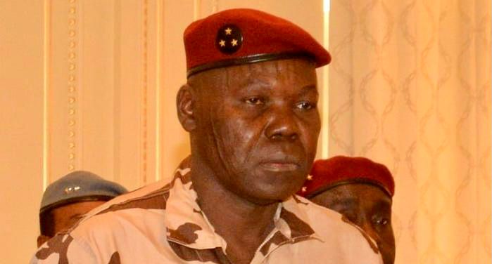 Tchad : le vice-président du CMT reçoit l’archevêque métropolitain de Ndjamena Tchad : le vice-président du CMT reçoit l’archevêque métropolitain de Ndjamena
