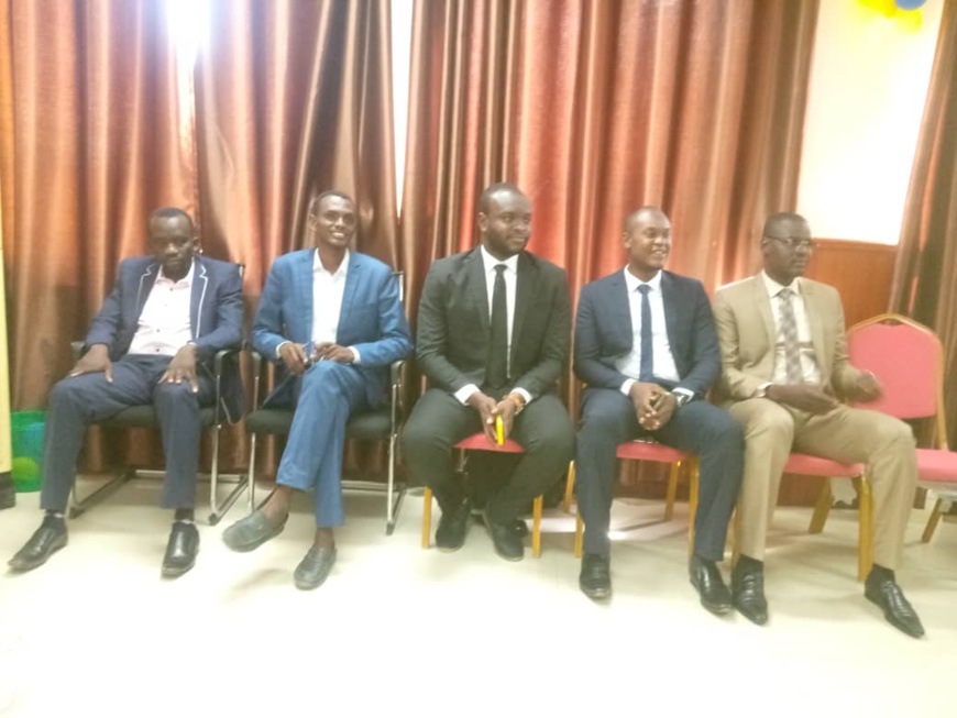 Tchad : la plateforme "Initiative d'aide à ton concitoyen" forme les jeunes en leadership Tchad : la plateforme "Initiative d'aide à ton concitoyen" forme les jeunes en leadership