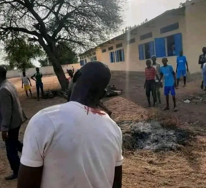Tchad : le lycéen qui a agressé un professeur de sport emprisonné à Ati.