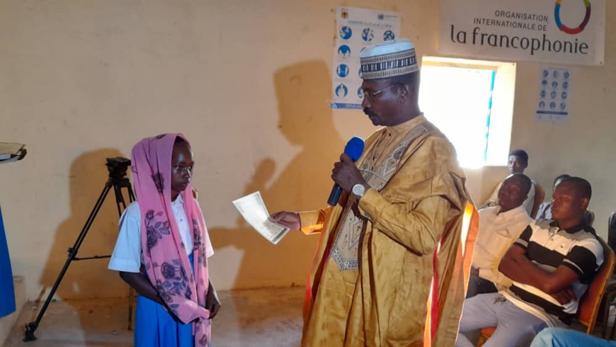 Tchad : les meilleurs élèves et lycéens d'Ati récompensés Tchad : les meilleurs élèves et lycéens d'Ati récompensés