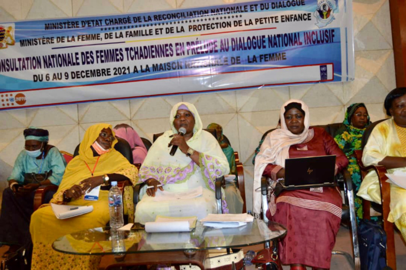 Tchad : les organisations féminines optent pour un État unitaire fortement décentralisé Tchad : les organisations féminines optent pour un État unitaire fortement décentralisé
