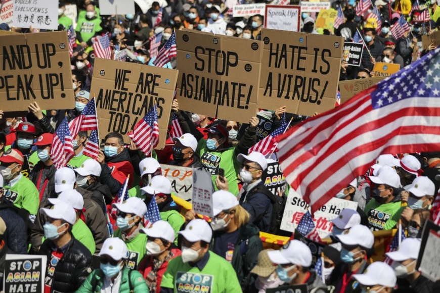 People rally to protest against anti-Asian hate crimes on Foley Square in New York, the United States, April 4, 2021. (Xinhua/Wang Ying)