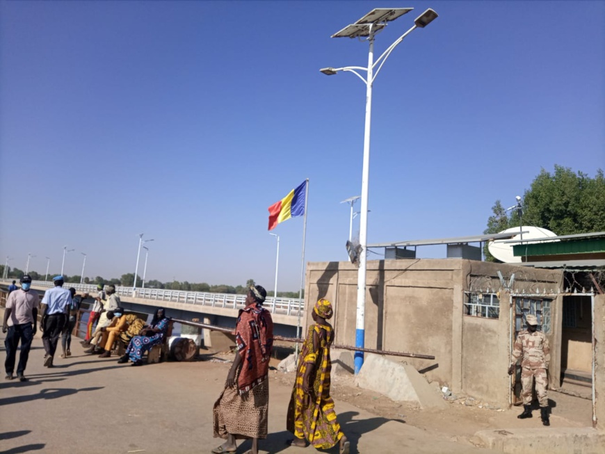 N'Djamena-Kousseri : des femmes qui bravent les dangers pour nourrir leurs enfants N'Djamena-Kousseri : des femmes qui bravent les dangers pour nourrir leurs enfants
