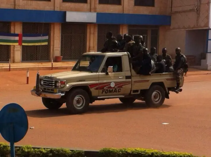Une patrouille de soldats tchadiens de la FOMAC, ce matin à Bangui. Crédit photo : Peggy Bruguière/I-Télé.