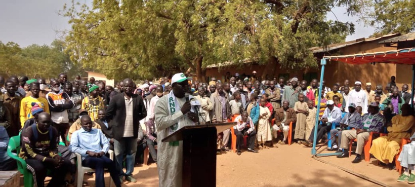 Tchad : Le "Coq blanc" fait un généreux don aux écoles du Mayo Kebbi Ouest Tchad : Le "Coq blanc" fait un généreux don aux écoles du Mayo Kebbi Ouest