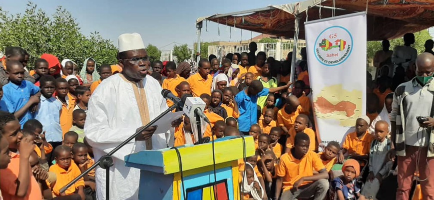 Tchad : le G5 Sahel appuie 500 élèves avec des kits scolaires Tchad : le G5 Sahel appuie 500 élèves avec des kits scolaires
