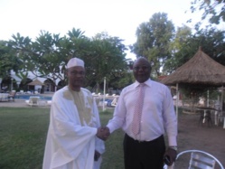 Rencontre entre l'ancien Premier Ministre, l'opposant centrafricain Martin Ziguilé et Ahmat Yacoub, conseiller chargé de missions à la Médiature de la République. Rencontre entre l'ancien Premier Ministre, l'opposant centrafricain Martin Ziguilé et Ahmat Yacoub, conseiller chargé de missions à la Médiature de la République.