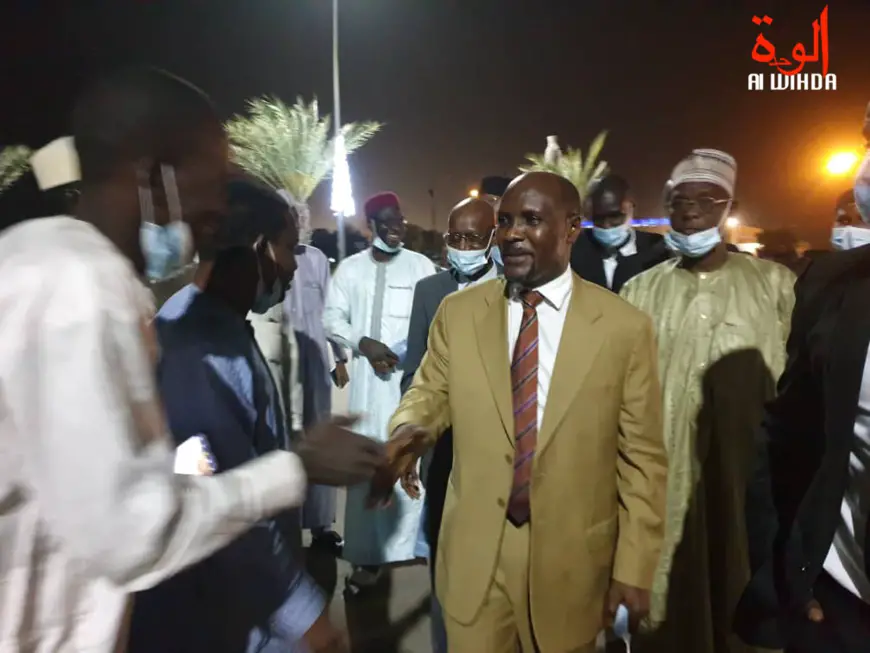 Tchad : candidat à la présidence du RDP, Abdraman Adoum Hassan regagne le pays