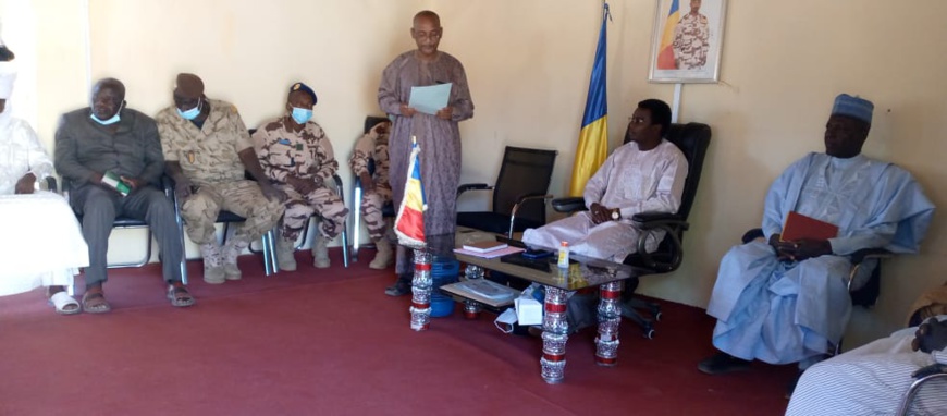 Tchad : au Sila, le nouveau délégué de l'éducation installé à Goz Beida Tchad : au Sila, le nouveau délégué de l'éducation installé à Goz Beida