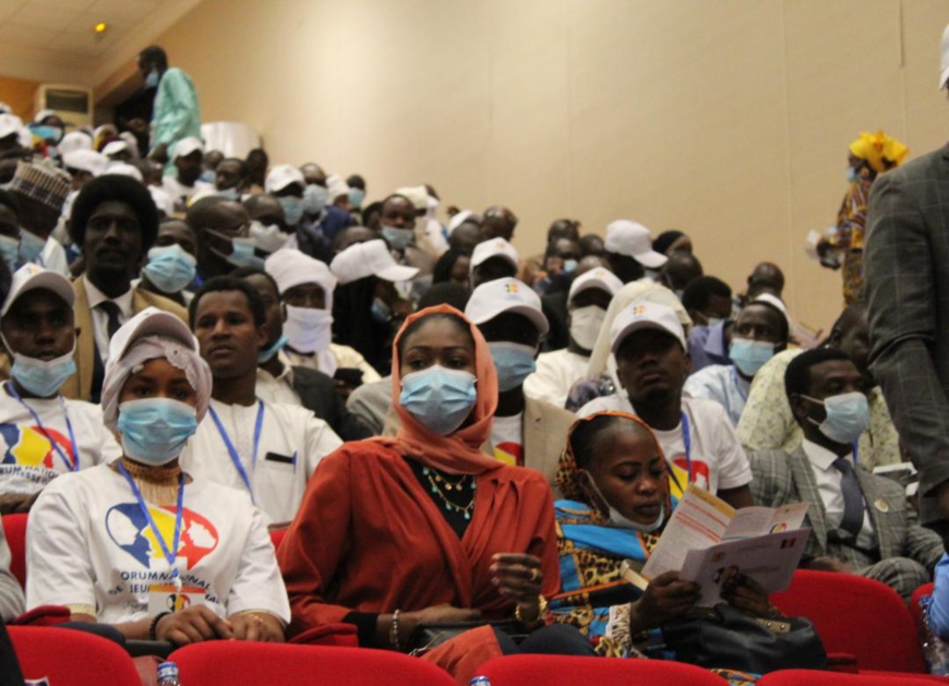 شباب دار وداي يقدمون مقترحاتهم باللغة العربية شباب دار وداي يقدمون مقترحاتهم باللغة العربية