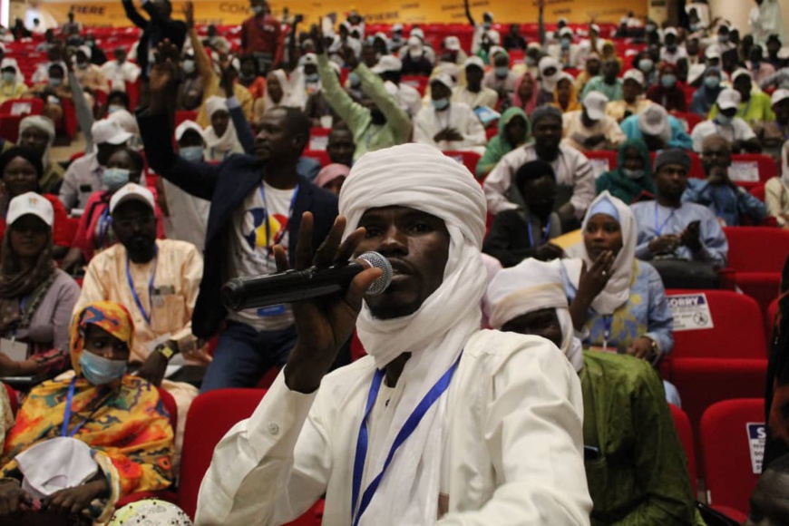 ممثل شباب البطحاء : من أسباب الاشتباكات الأهلية في الأقاليم تعيين مسؤولين أميين في المناصب ممثل شباب البطحاء : من أسباب الاشتباكات الأهلية في الأقاليم تعيين مسؤولين أميين في المناصب