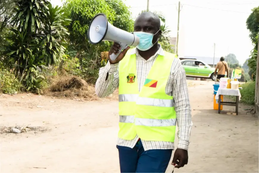 Des crieurs pour la sensibilisation contre le coronavirus à Brazzaville © Unicef