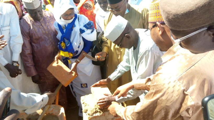 Tchad : pose de pierre pour la construction d'une Maison de la femme à Bokoro Tchad : pose de pierre pour la construction d'une Maison de la femme à Bokoro