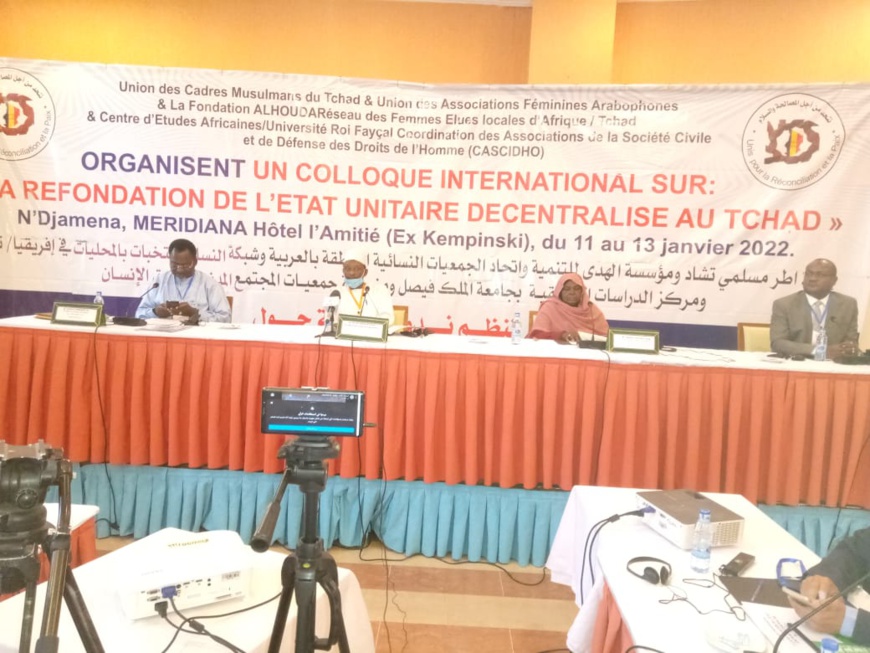 Tchad : État unitaire décentralisé ou État fédéral ? Tchad : État unitaire décentralisé ou État fédéral ?