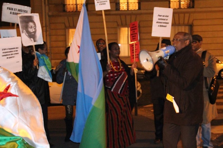 France : Commémoration du massacre d'Arhiba à Djibouti en 1991 (59 tués, plus de 300 disparus) France : Commémoration du massacre d'Arhiba à Djibouti en 1991 (59 tués, plus de 300 disparus)