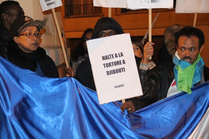 France : Commémoration du massacre d'Arhiba à Djibouti en 1991 (59 tués, plus de 300 disparus) France : Commémoration du massacre d'Arhiba à Djibouti en 1991 (59 tués, plus de 300 disparus)