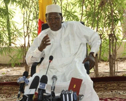 Idriss Déby lors de la Conférence de presse. Idriss Déby lors de la Conférence de presse.
