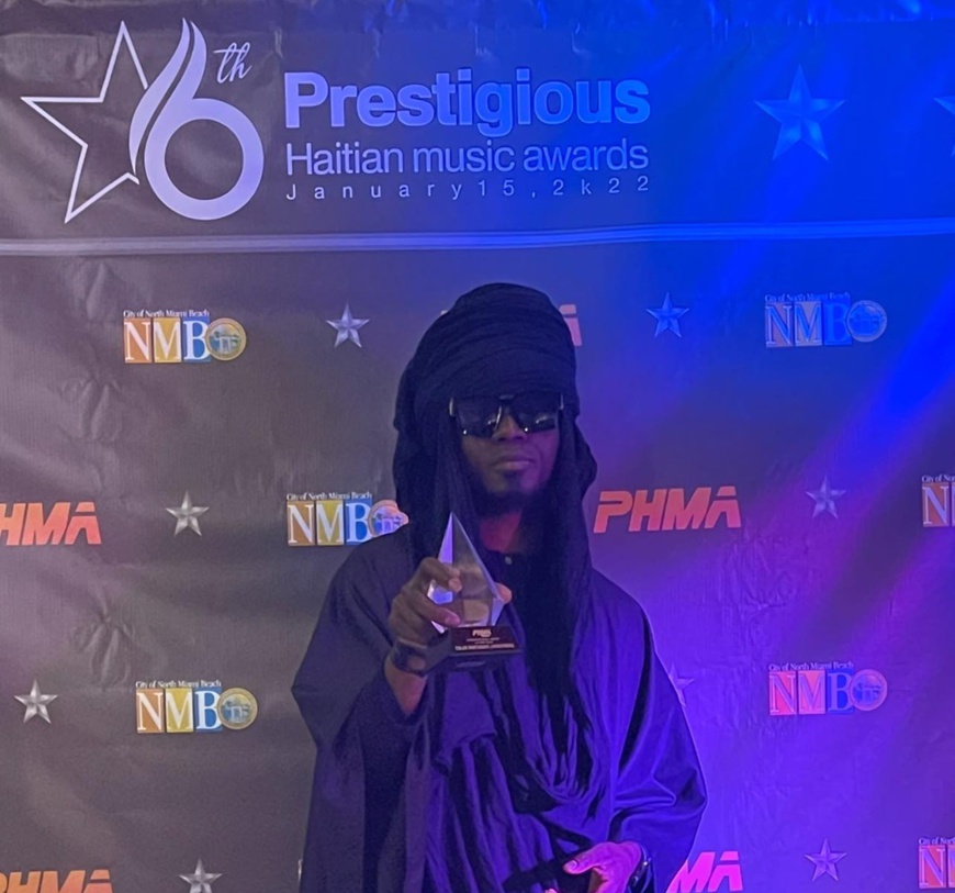 PHMA : l’artiste tchadien Afrotronix remporte un prix de l’artiste international de l’année