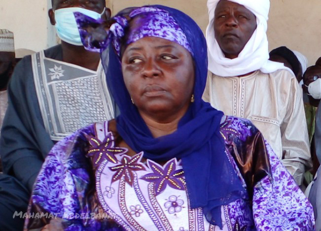 Hadjé Habiba Rafang Florence est nommée préfète du département de Haraze-mangueigne dans la province du Salamat. Hadjé Habiba Rafang Florence est nommée préfète du département de Haraze-mangueigne dans la province du Salamat.