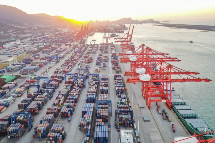 Photo taken on Oct. 12, 2021 shows a container terminal of the Lianyungang Port in Lianyungang city, east China’s Jiangsu province. (Photo by Si Wei/People’s Daily Online)