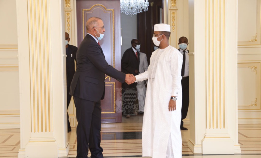 Tchad : l'homme d'affaires Tikour Mokhtar Mehedi reçu à la Présidence