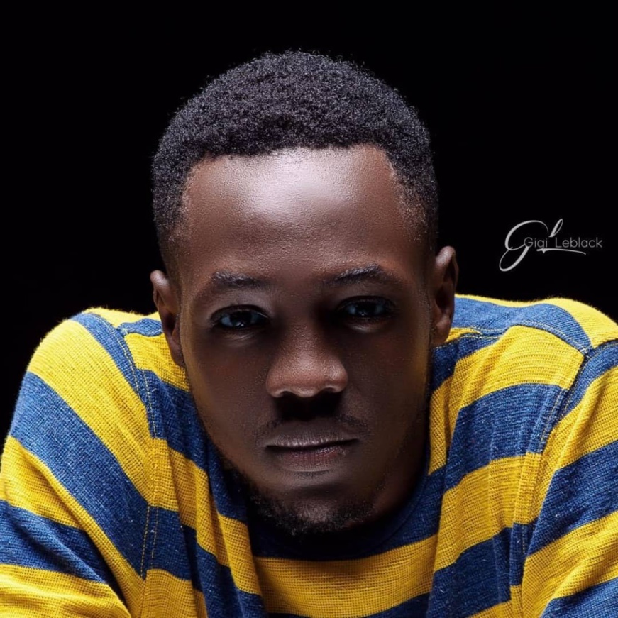 Tchad : Gigi Leblack, le photographe révolutionnaire de Homeland Empire Tchad : Gigi Leblack, le photographe révolutionnaire de Homeland Empire