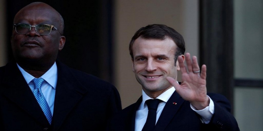 Burkina Faso : le président français condamne le coup d'État