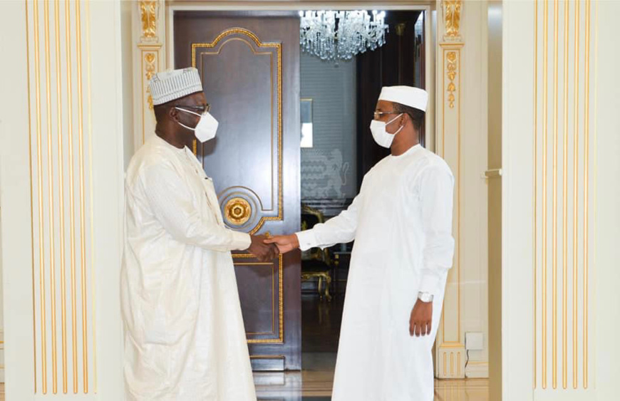 Tchad : l'ancien porte-parole du FACT reçu à la Présidence Tchad : l'ancien porte-parole du FACT reçu à la Présidence